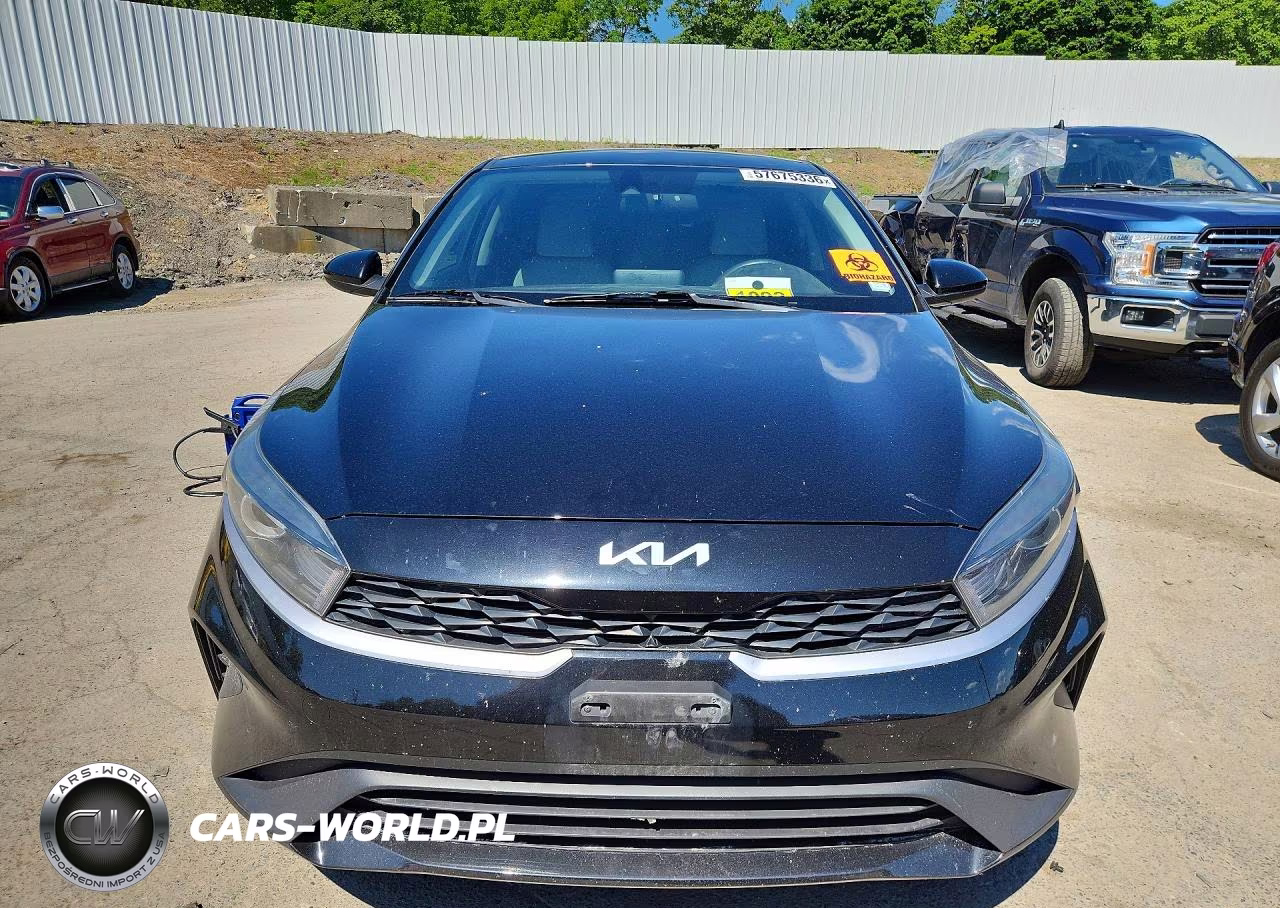 2022 Kia Forte Lxs VIN:3KPF24AD3NE465593 - 5