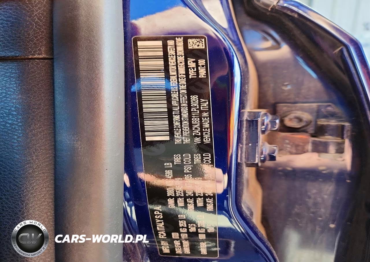 2020 Jeep Renegade Latitude VIN:ZACNJBB11LPL90266 - 13