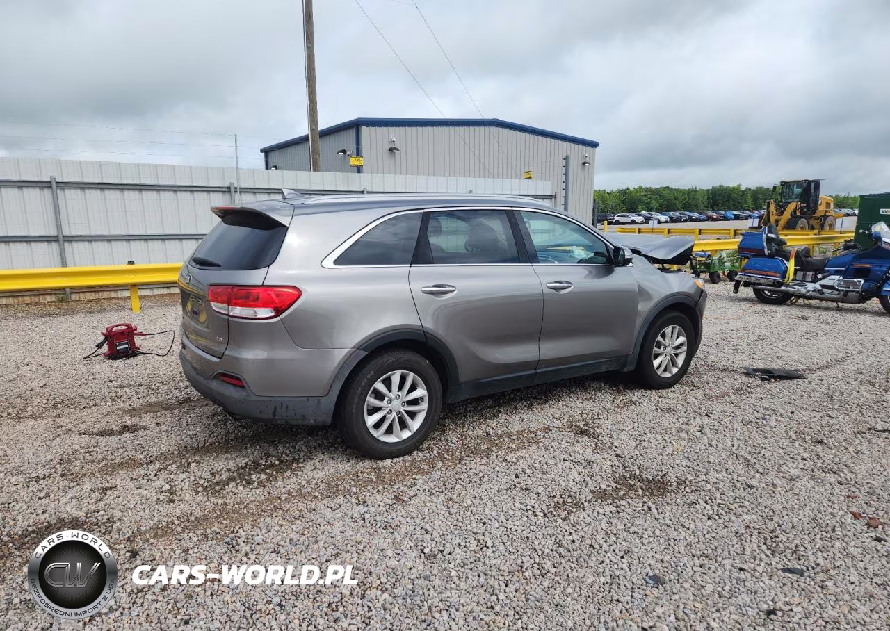 2018 Kia Sorento Lx VIN:5XYPG4A37JG345399 - 3