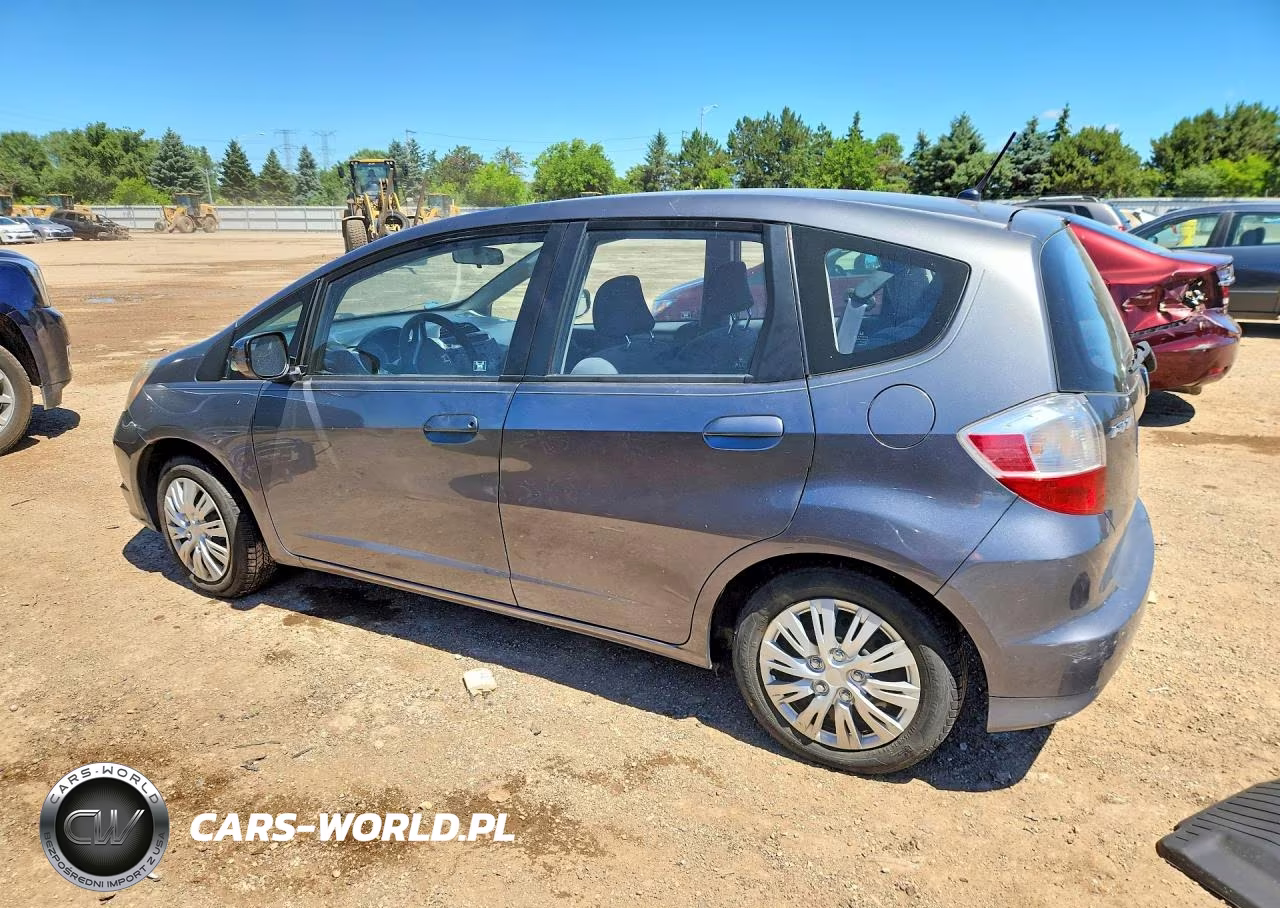 2013 Honda Fit VIN:JHMGE8H3XDC025777 - 2