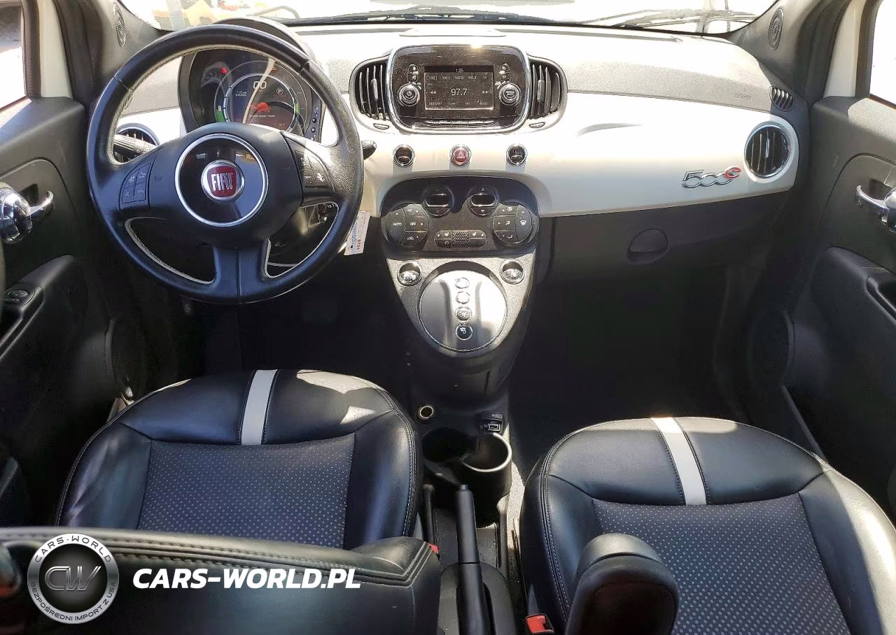 2017 Fiat 500 Electric VIN:3C3CFFGE5HT699340 - 8