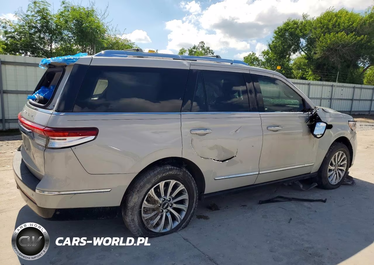 2024 Lincoln Navigator VIN:5LMJJ2NG7REL15941 - 3