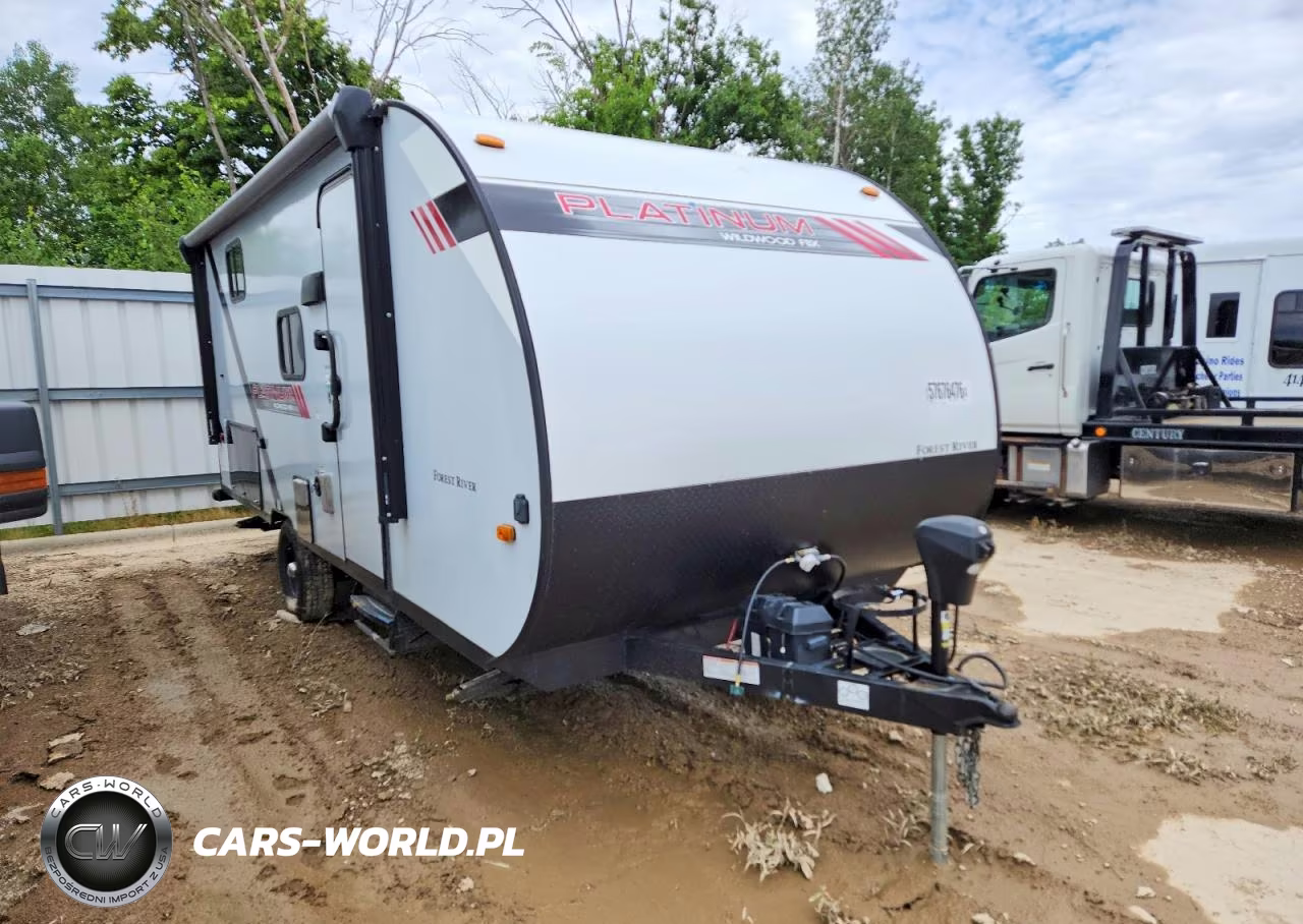 2021 Forest River Platinum Camper