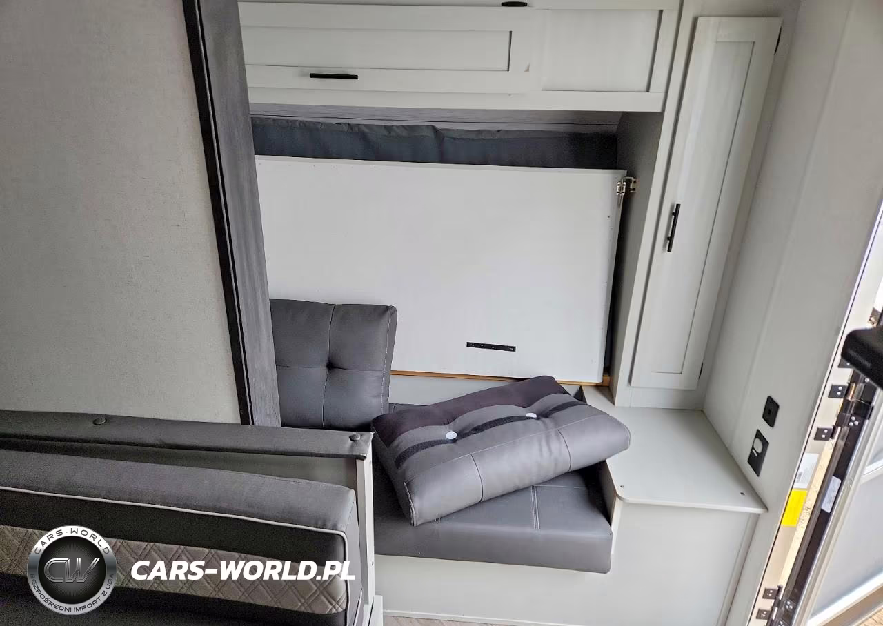 2021 Forest River Platinum Camper VIN:5ZT2WDGCXMG201673 - 5