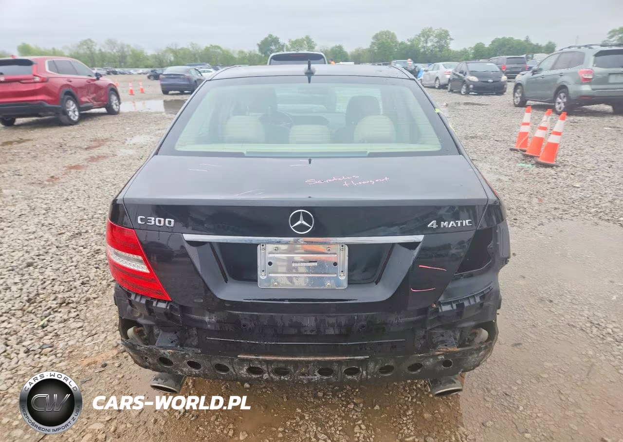 2012 Mercedes-Benz C VIN:WDDGF8BB4CR229927 - 6