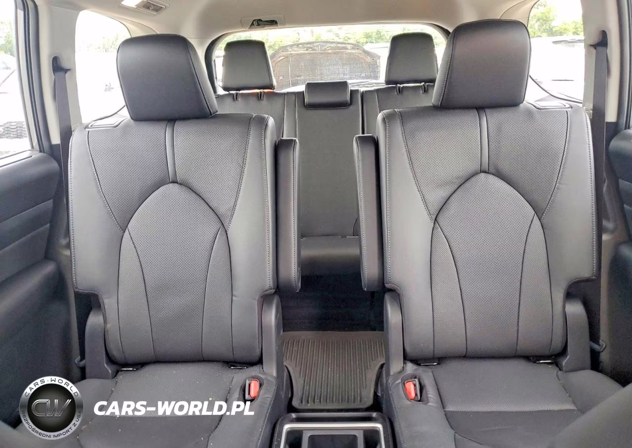 2026 Toyota Grand Highlander Le VIN:5TDAAAA59TS036188 - 10