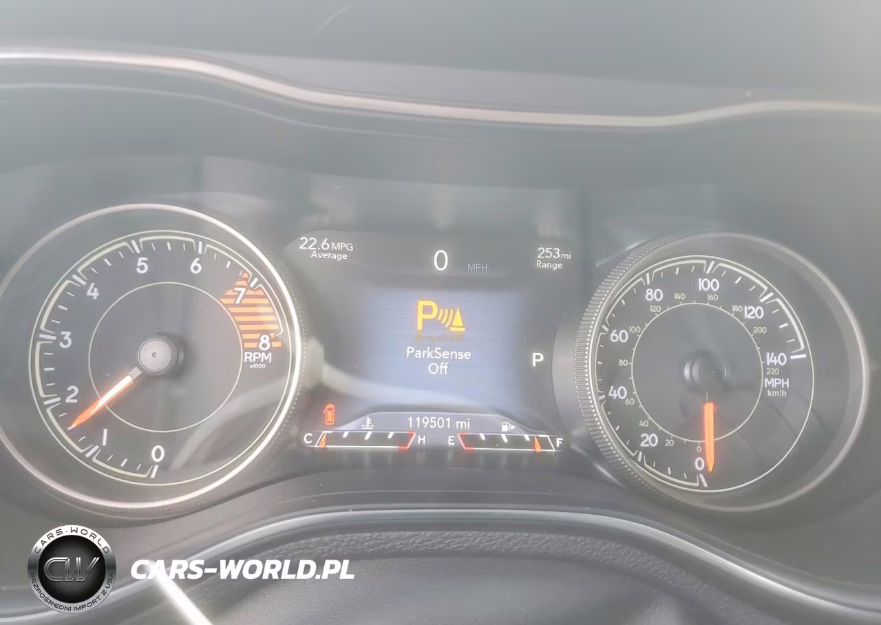 2019 Jeep Cherokee Trailhawk VIN:1C4PJMBX1KD343084 - 9