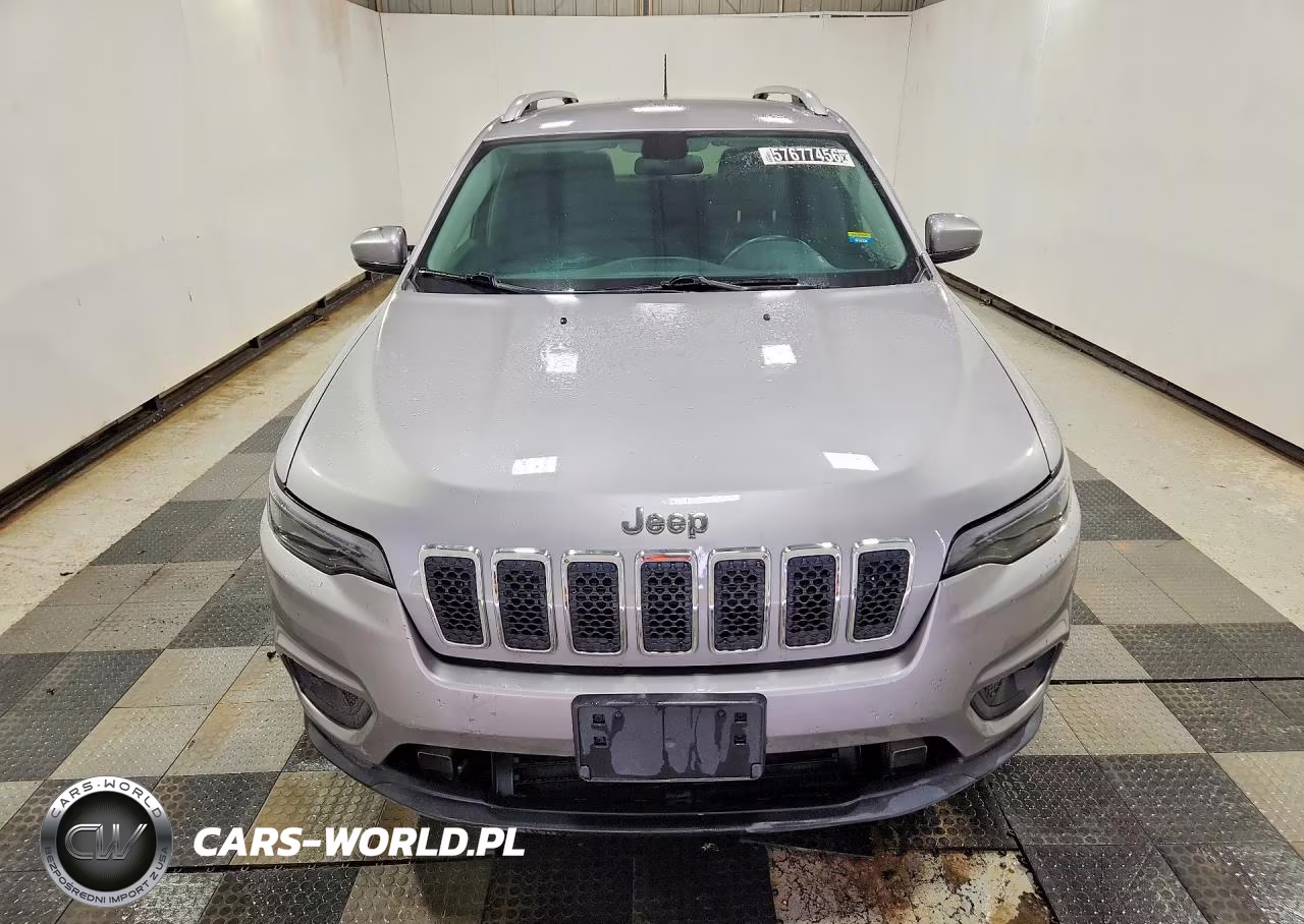 2019 Jeep Cherokee Latitude VIN:1C4PJMCB1KD137895 - 5