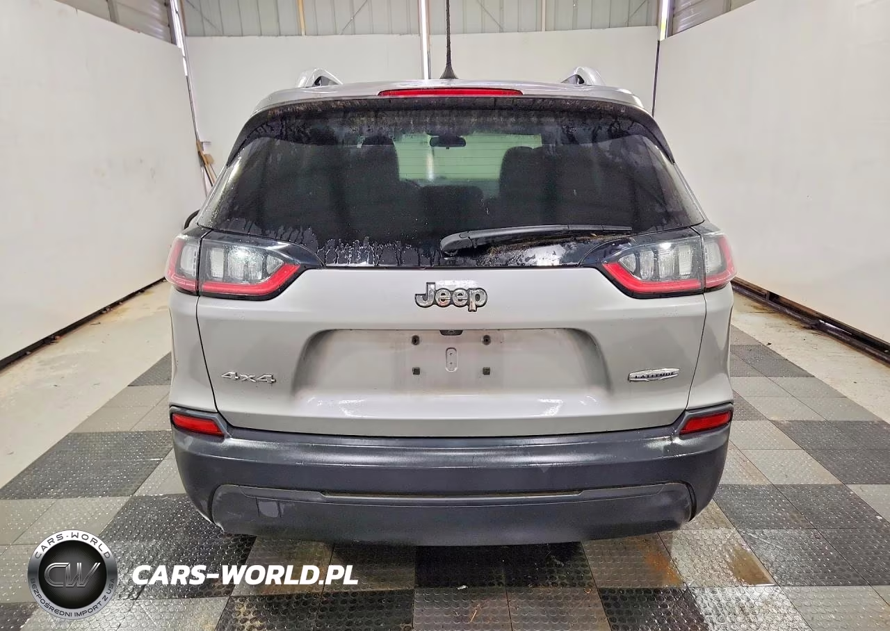 2019 Jeep Cherokee Latitude VIN:1C4PJMCB1KD137895 - 6