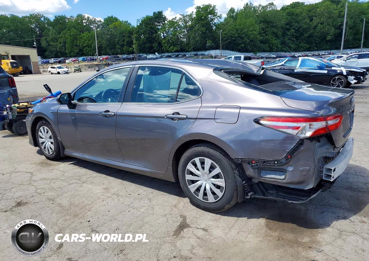 2019 Toyota Camry L VIN:4T1B11HK1KU759748 - 2