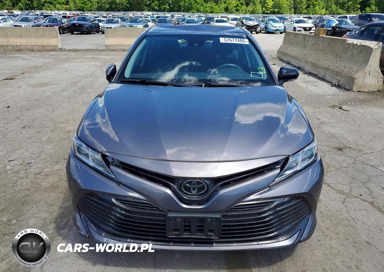 2019 Toyota Camry L VIN:4T1B11HK1KU759748 - 5