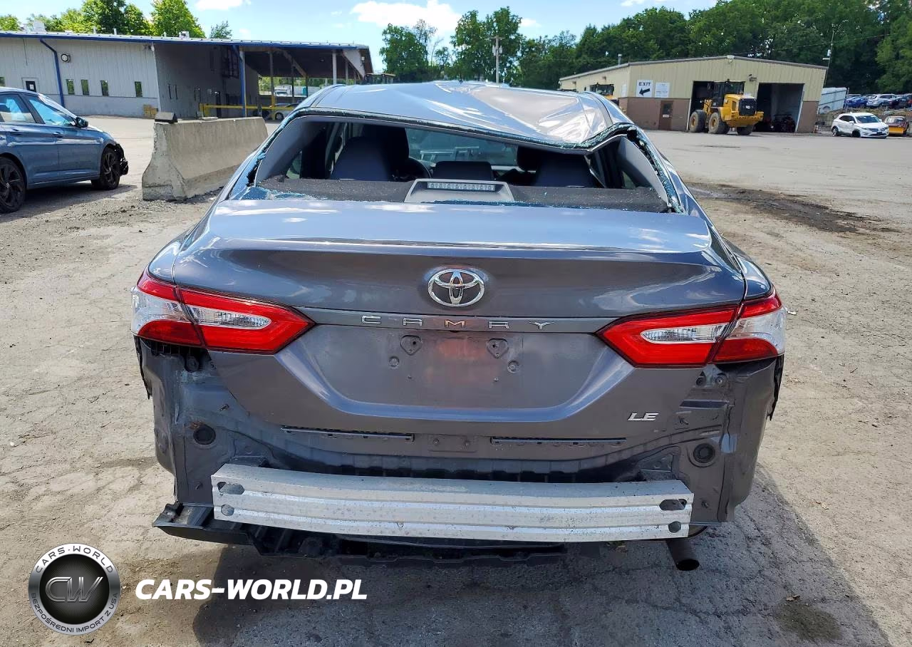 2019 Toyota Camry L VIN:4T1B11HK1KU759748 - 6
