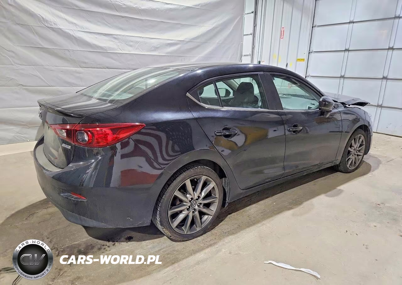 2018 Mazda 3 Touring VIN:3MZBN1V35JM162561 - 3