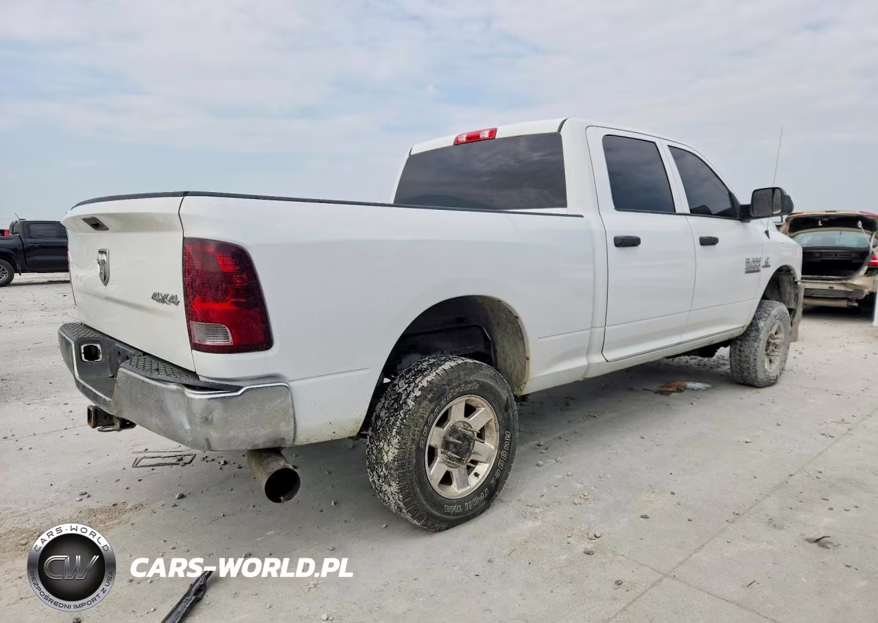2018 Ram 2500 St VIN:3C6UR5CL6JG153996 - 3