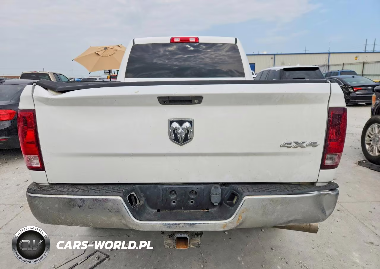 2018 Ram 2500 St VIN:3C6UR5CL6JG153996 - 6