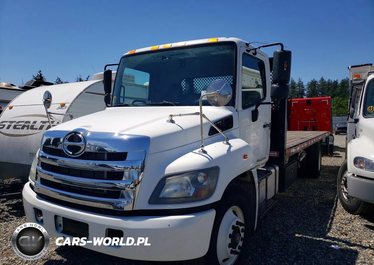 2018 Hino Hino 338