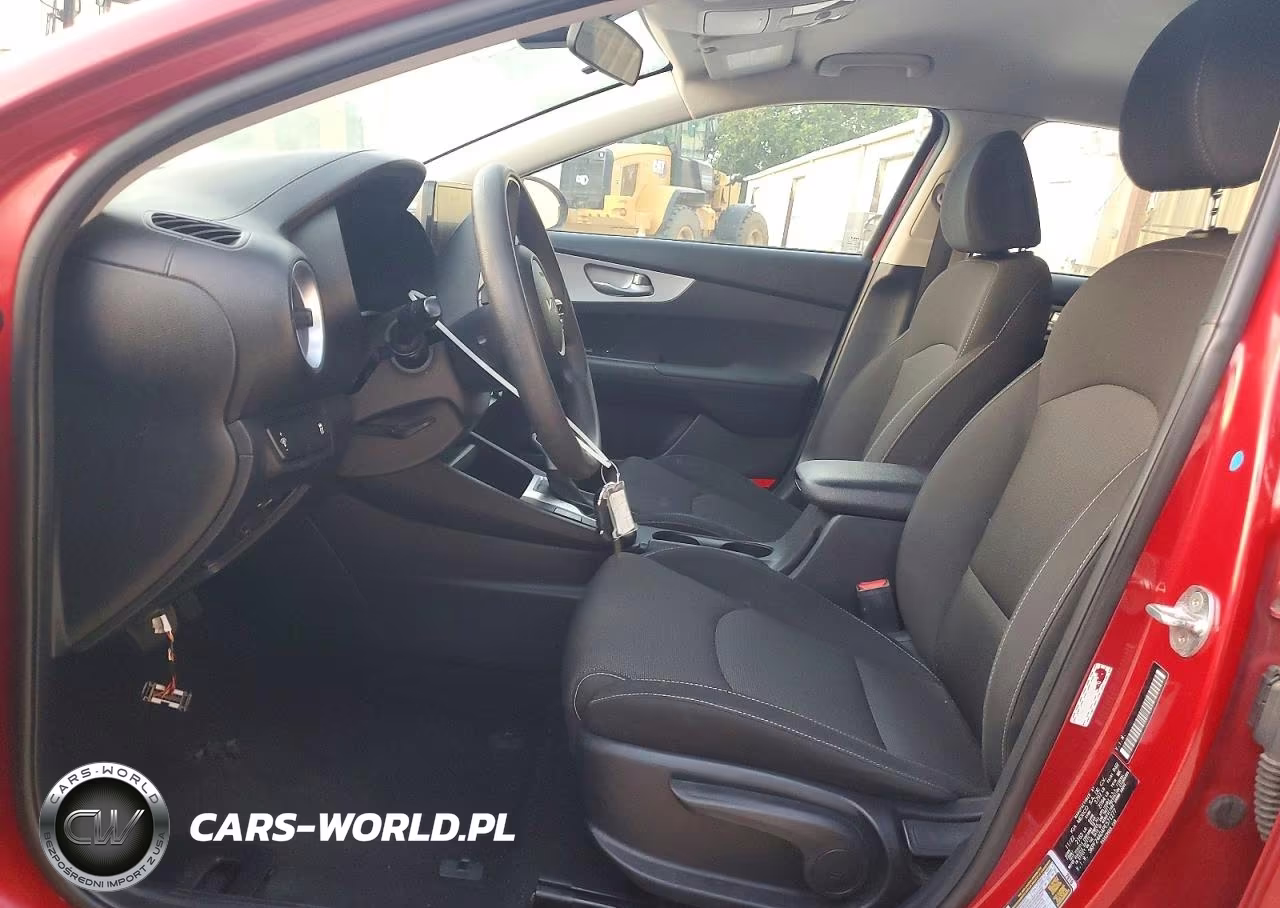 2023 Kia Forte Lxs VIN:3KPF24AD4PE571277 - 7