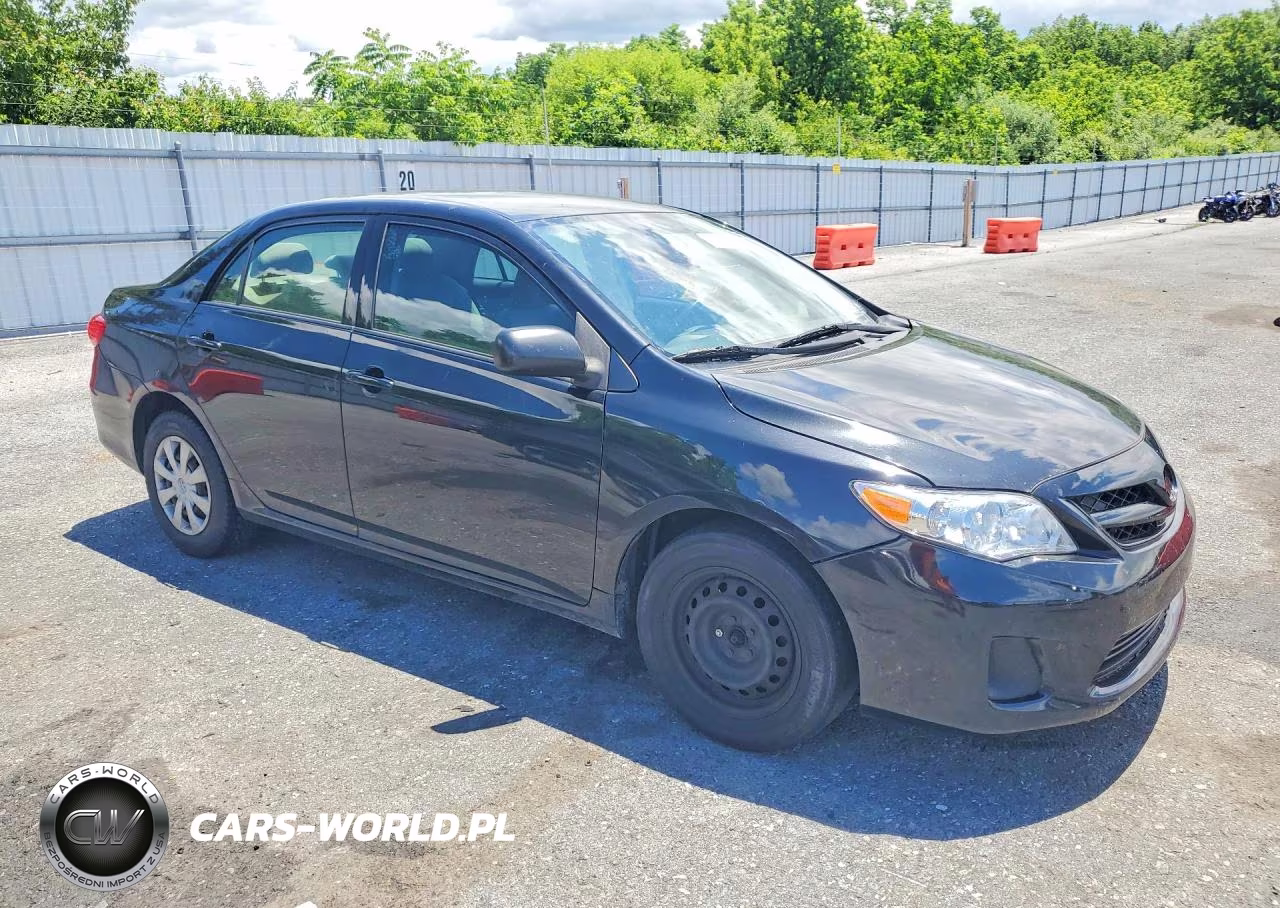 2011 Toyota Corolla Base VIN:JTDBU4EEXB9128561 - 4