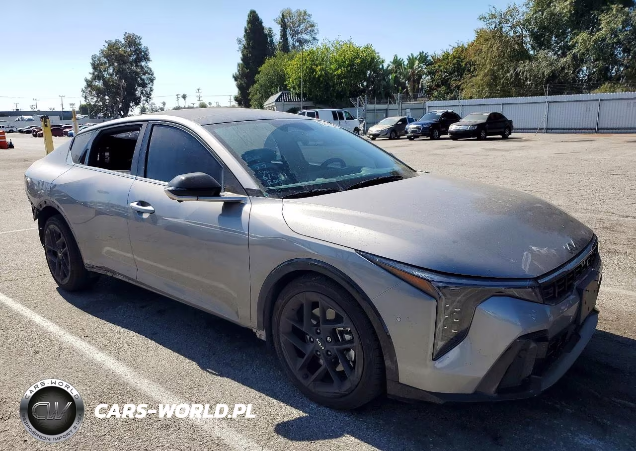 2025 Kia K4 Gt-Line Turbo VIN:3KPFW4DCXSE090868 - 4