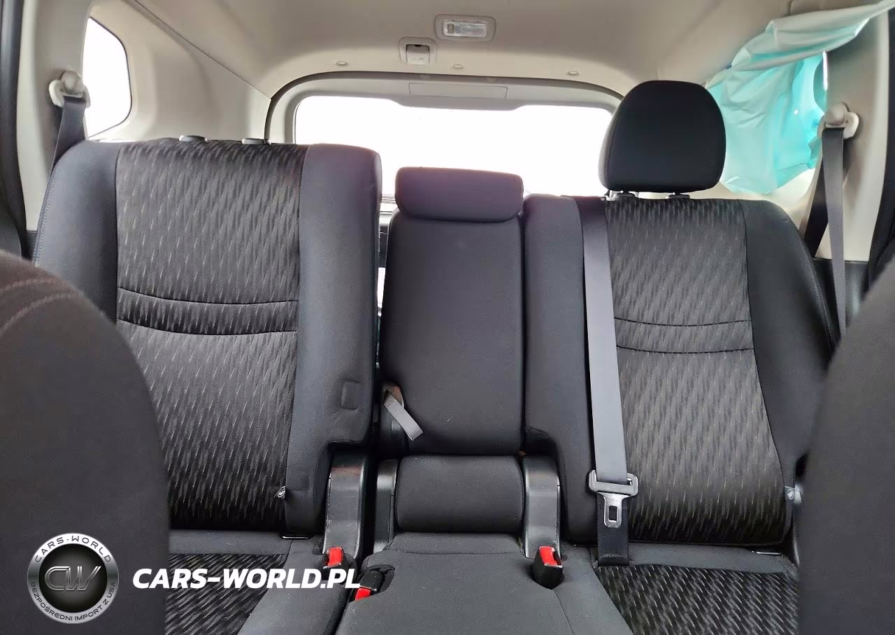 2020 Nissan Rogue S VIN:5N1AT2MV0LC719728 - 10