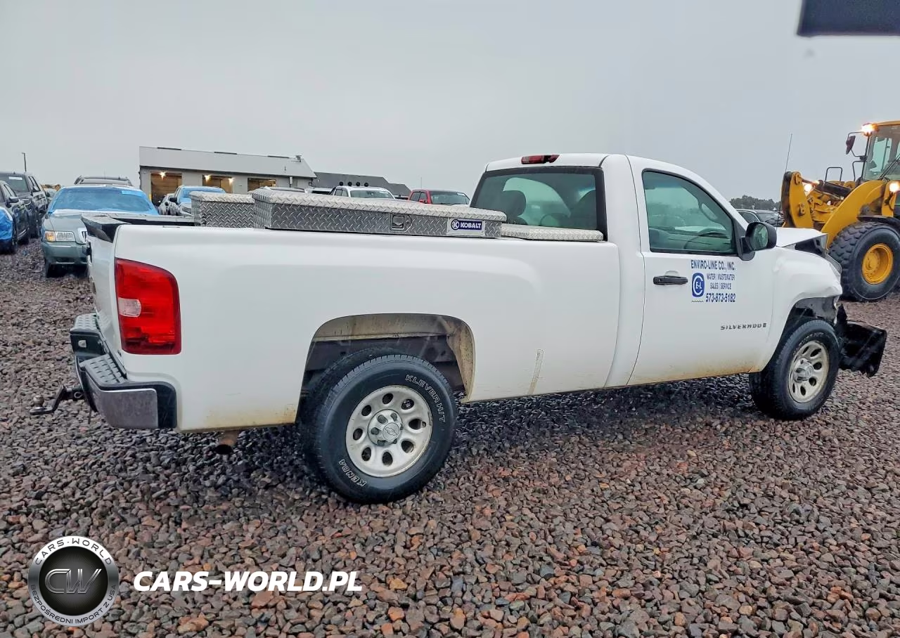 2008 Chevrolet Silverado C1500 VIN:1GCEC14X08Z193803 - 3