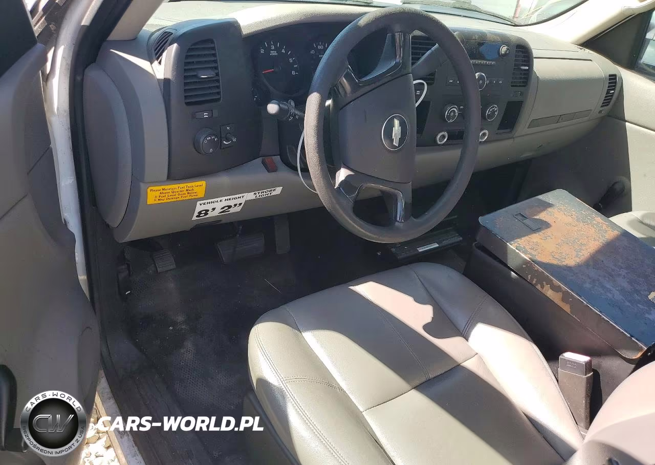 2008 Chevrolet Silverado C1500 VIN:1GCEC14X18Z141936 - 8