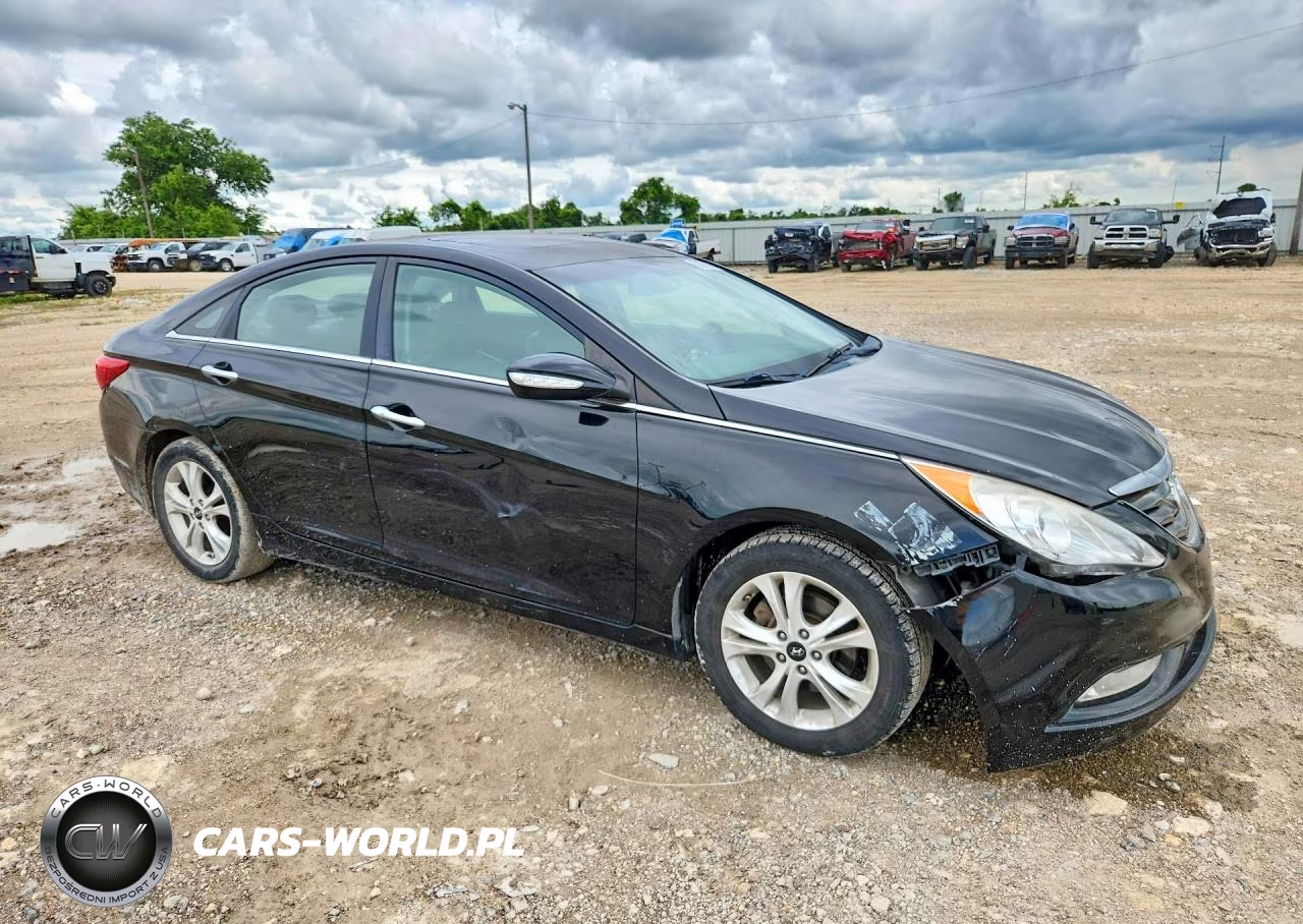 2011 Hyundai Sonata Limited VIN:5NPEC4AC0BH132243 - 4