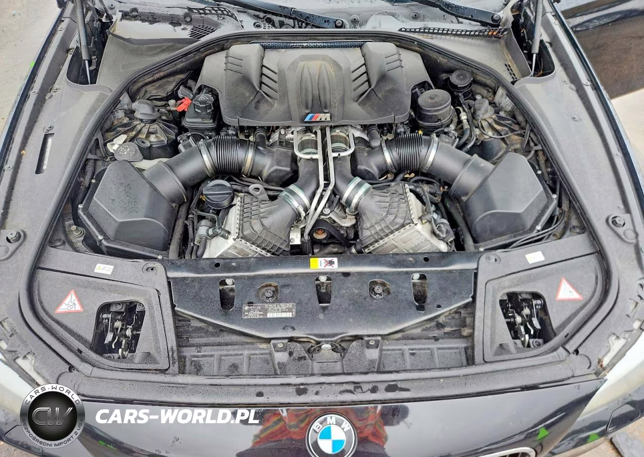 2013 BMW M5 VIN:WBSFV9C56DC773074 - 11