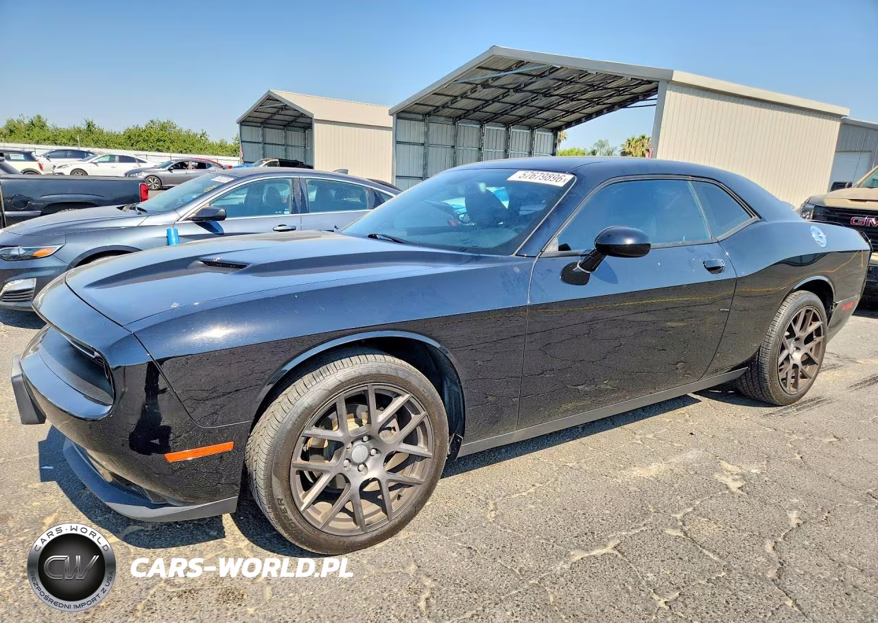 2016 Dodge Challenger Sxt