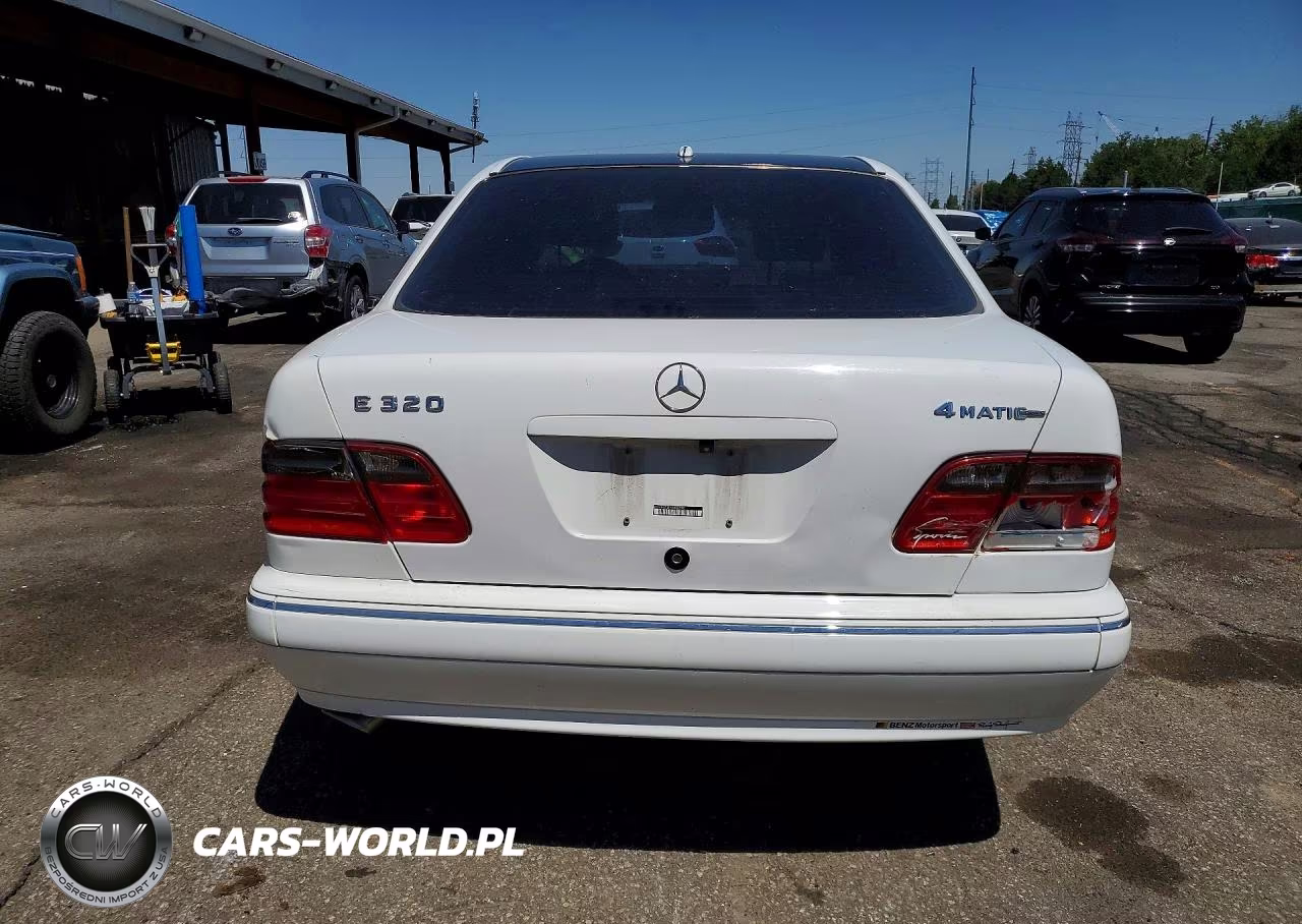 2000 Mercedes-Benz E 320 4Matic VIN:WDBJF82J1YX036370 - 6