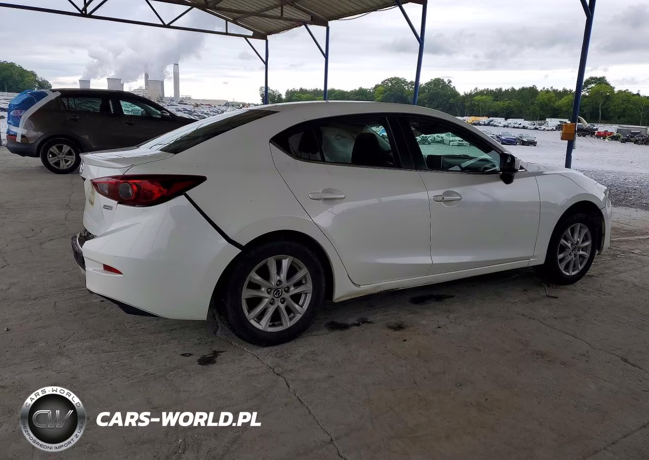 2015 Mazda 3 Touring VIN:3MZBM1V77FM169024 - 3