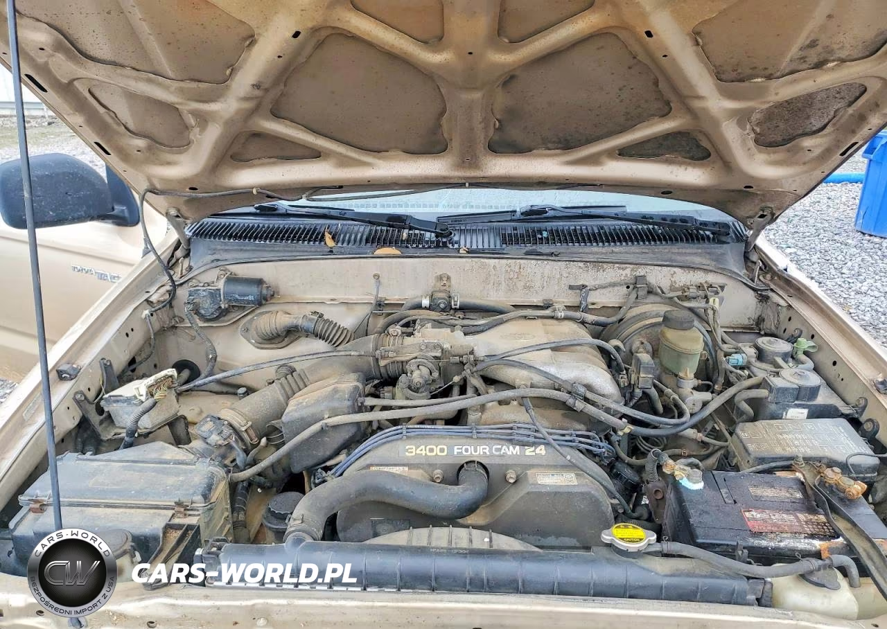 2000 Toyota Tacoma Xtracab VIN:4TAWN72N7YZ665686 - 11