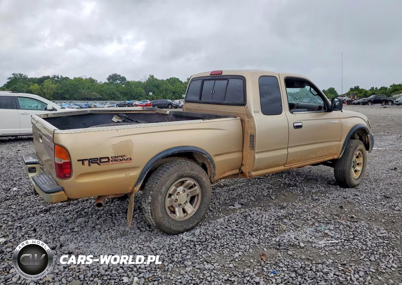 2000 Toyota Tacoma Xtracab VIN:4TAWN72N7YZ665686 - 3