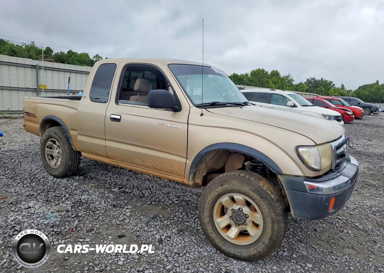 2000 Toyota Tacoma Xtracab VIN:4TAWN72N7YZ665686 - 4