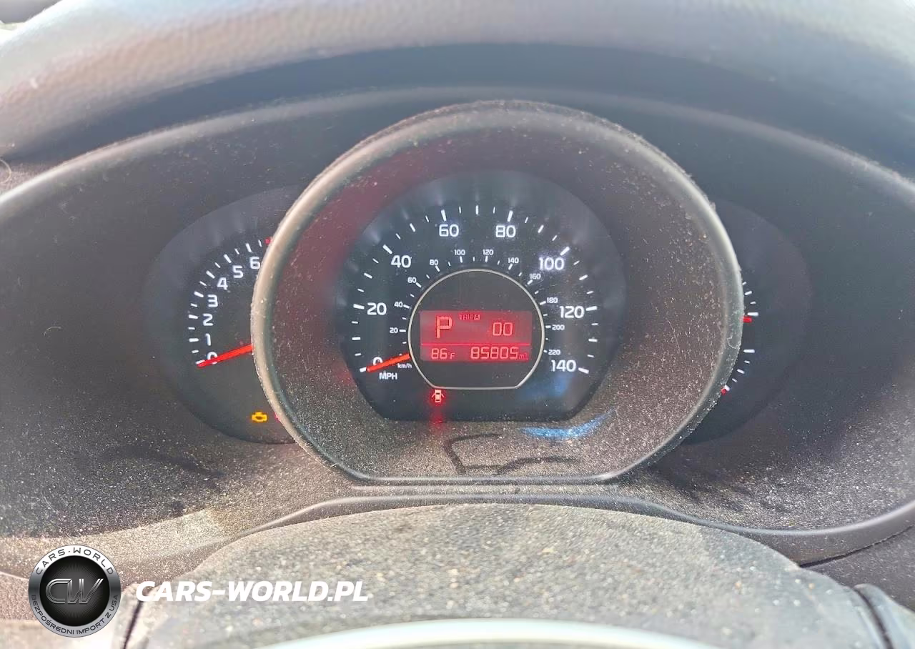 2015 Kia Soul + VIN:KNDJP3A58F7750497 - 9