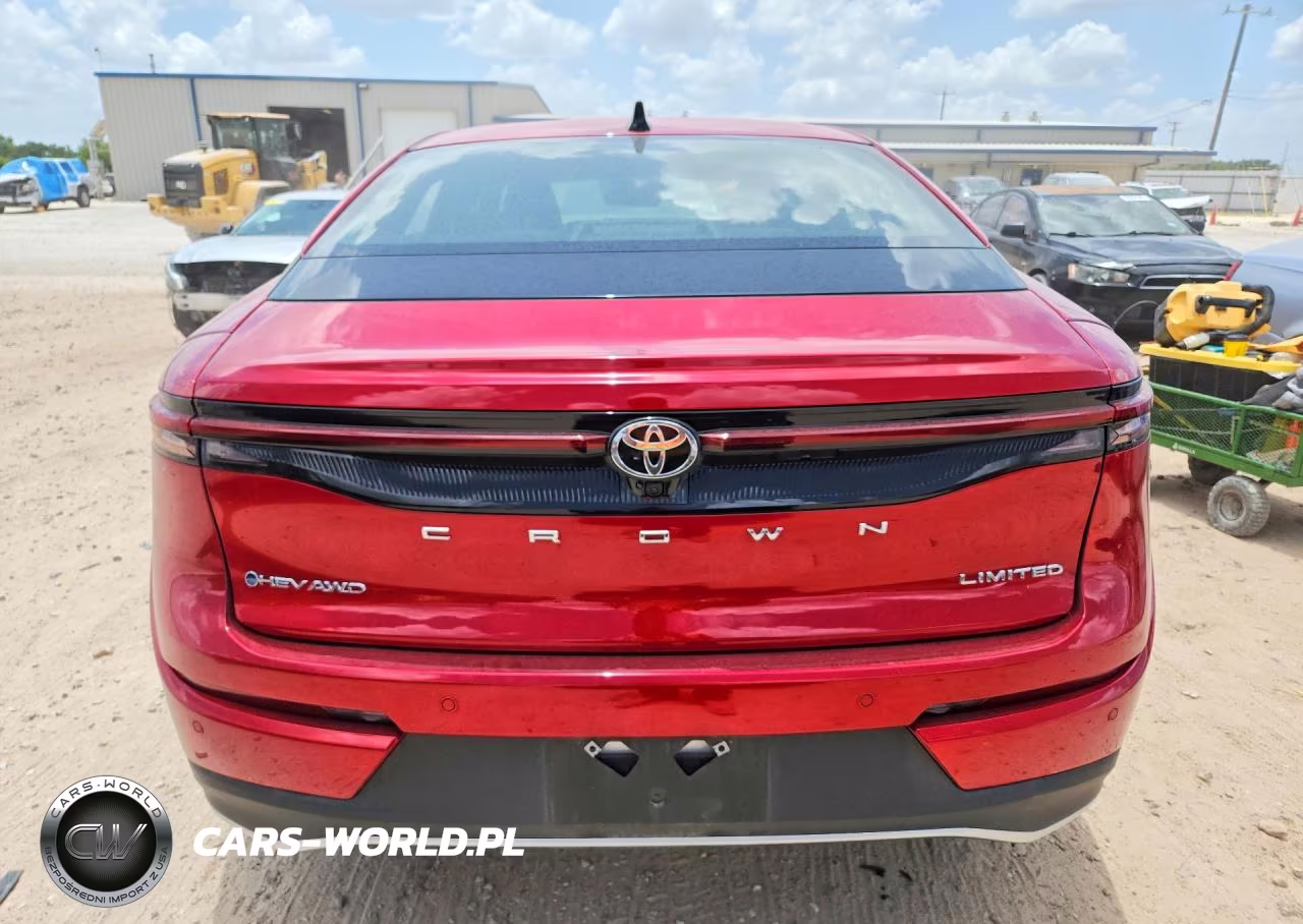 2026 Toyota Crown Limited VIN:JTDAAAAF2T3046118 - 6