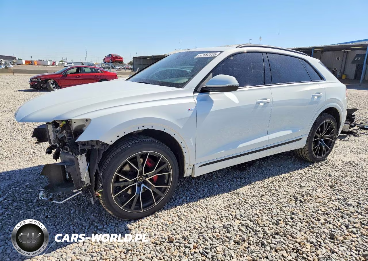 2021 Audi Q8 Premium Plus S-Line – zdjęcie 1 z 14