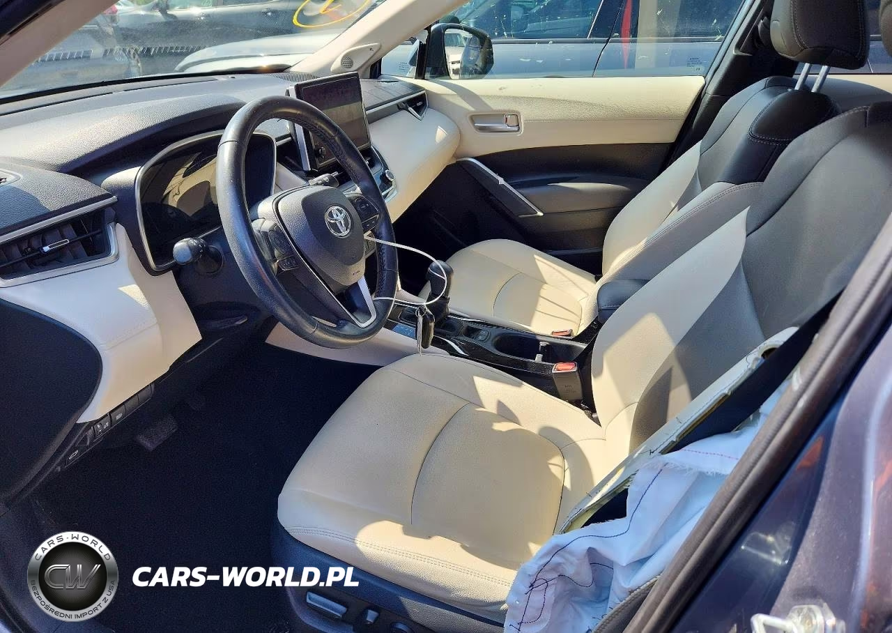 2023 Toyota Corolla Cross Xle VIN:7MUDAABGXPV050660 - 7