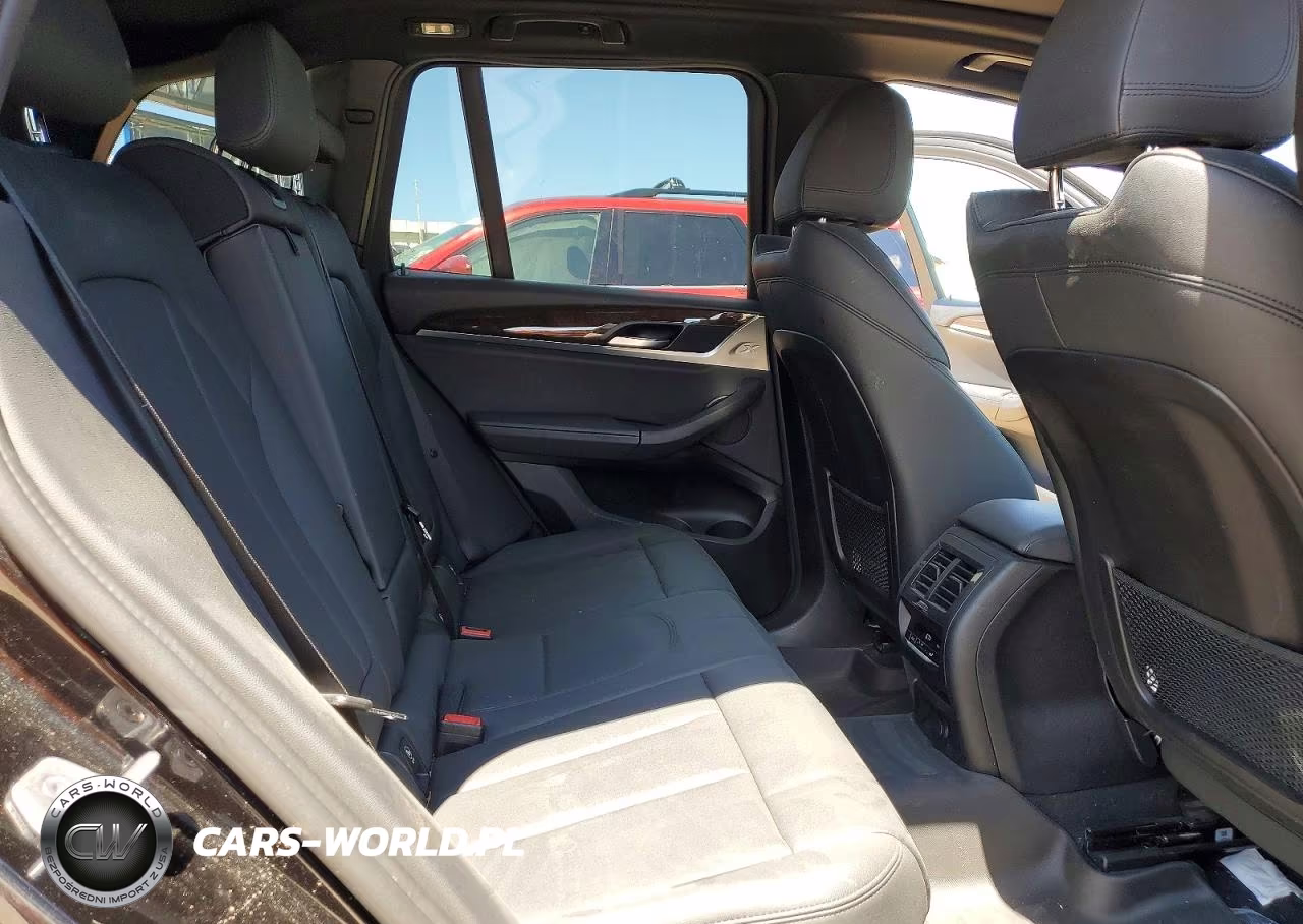 2019 BMW X3 xDrive30I VIN:5UXTR9C54KLR09051 - 11