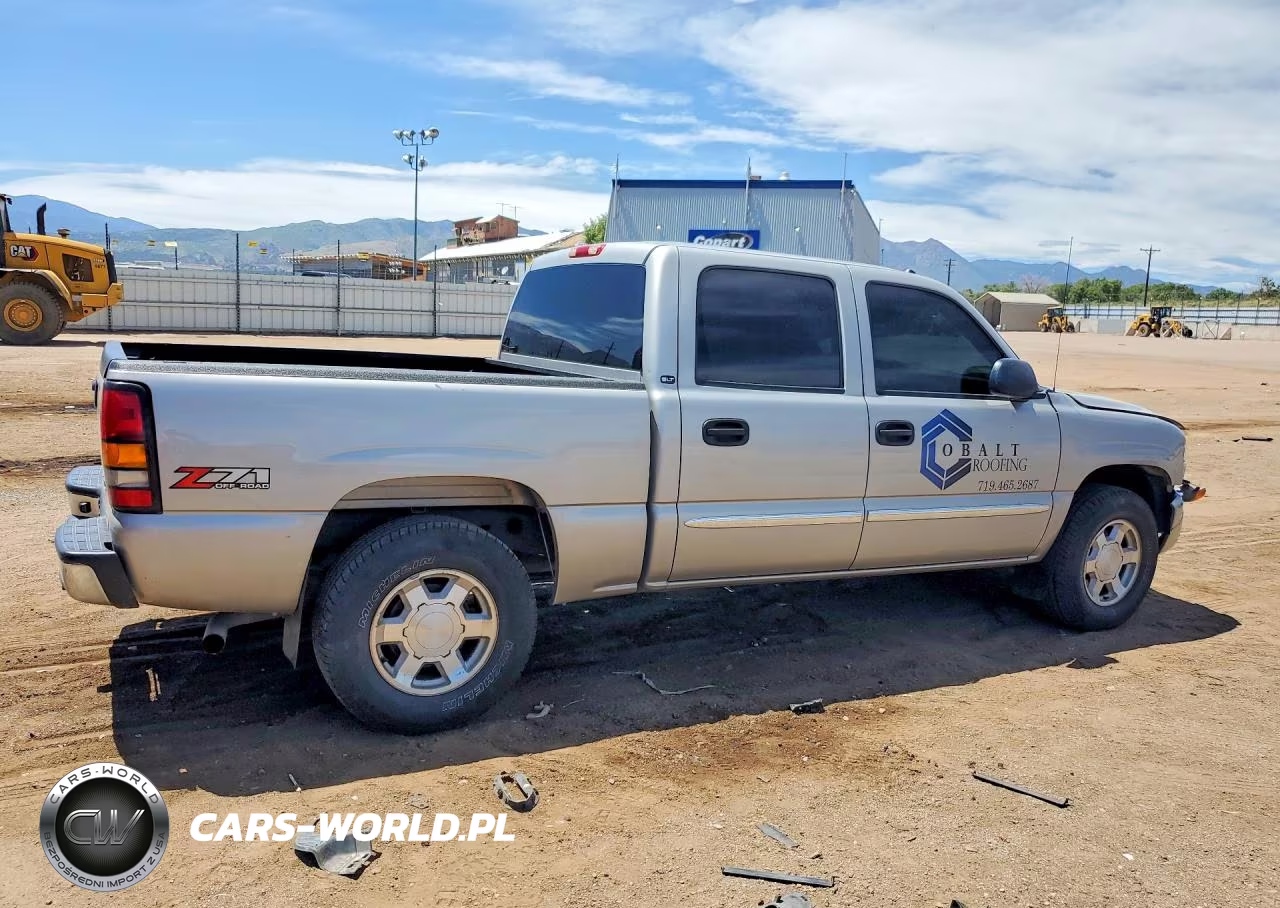 2005 GMC New Sierra K1500 VIN:2GTEK13T351393130 - 3