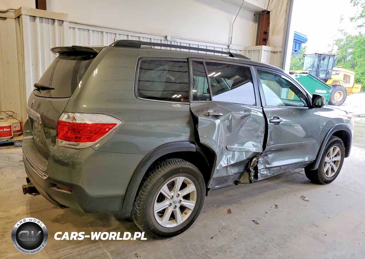 2013 Toyota Highlander Se VIN:5TDBK3EH4DS235524 - 3