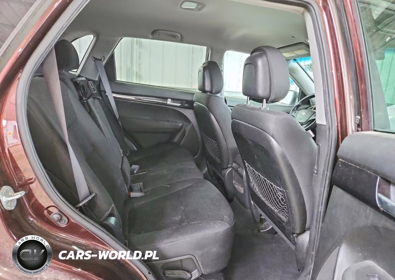 2015 Kia Sorento Lx VIN:5XYKT3A63FG655549 - 10