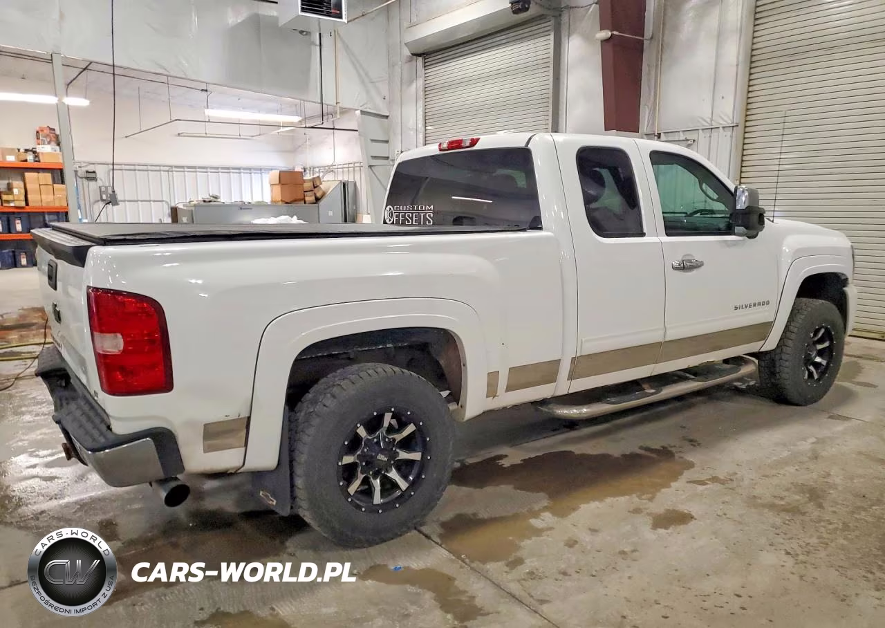 2010 Chevrolet Silverado K1500 Lt VIN:1GCSKSE30AZ226019 - 3