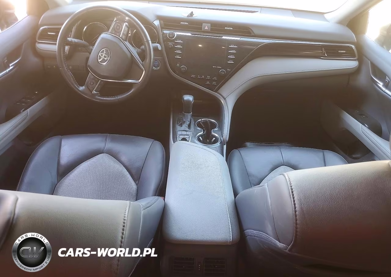 2020 Toyota Camry Xle VIN:4T1F31AK3LU525814 - 8