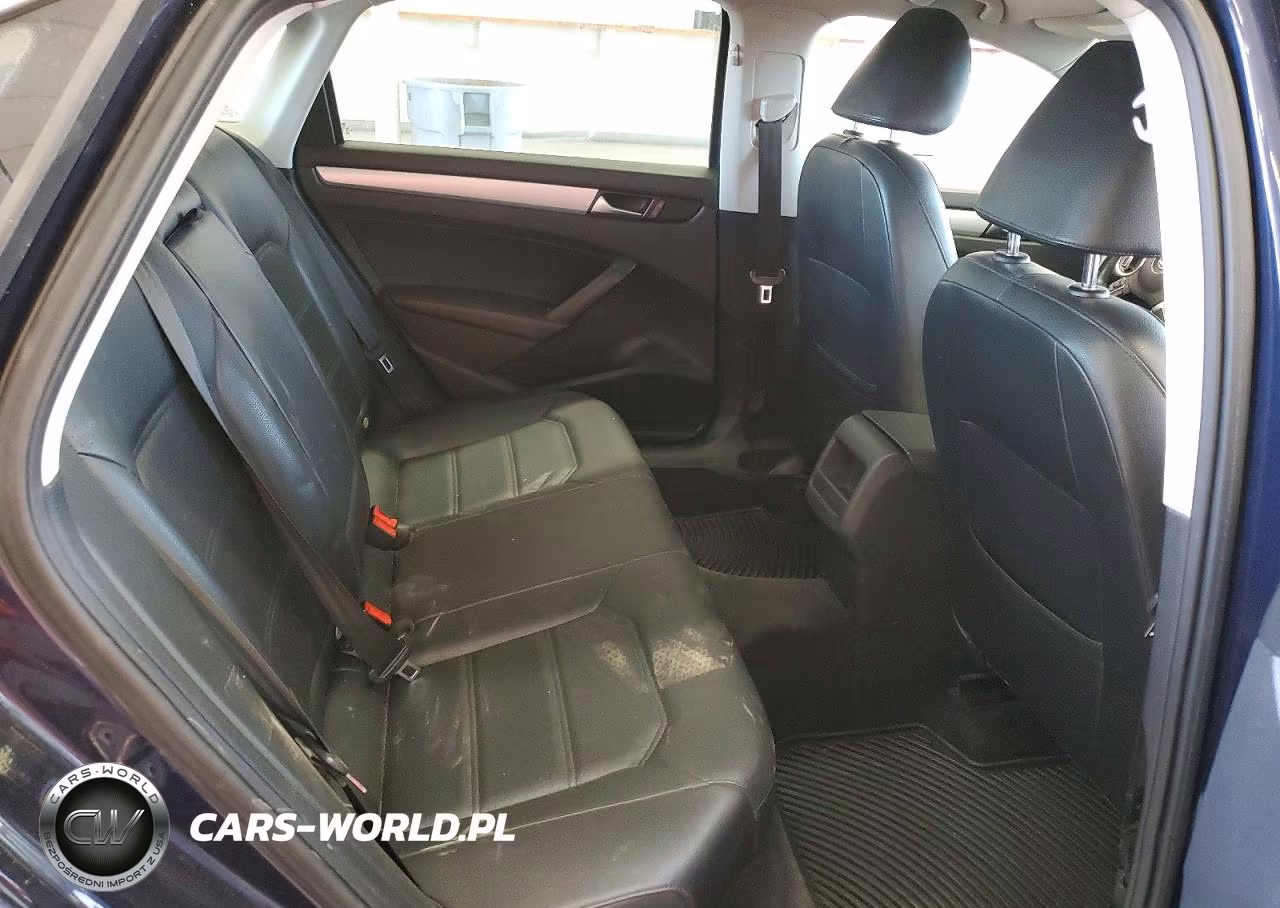2012 Volkswagen Passat Se VIN:1VWBP7A37CC040372 - 10