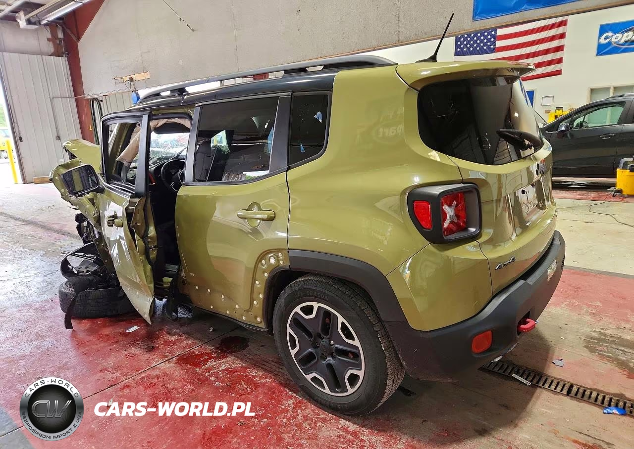 2015 Jeep Renegade Trailhawk VIN:ZACCJBCT3FPC18822 - 2