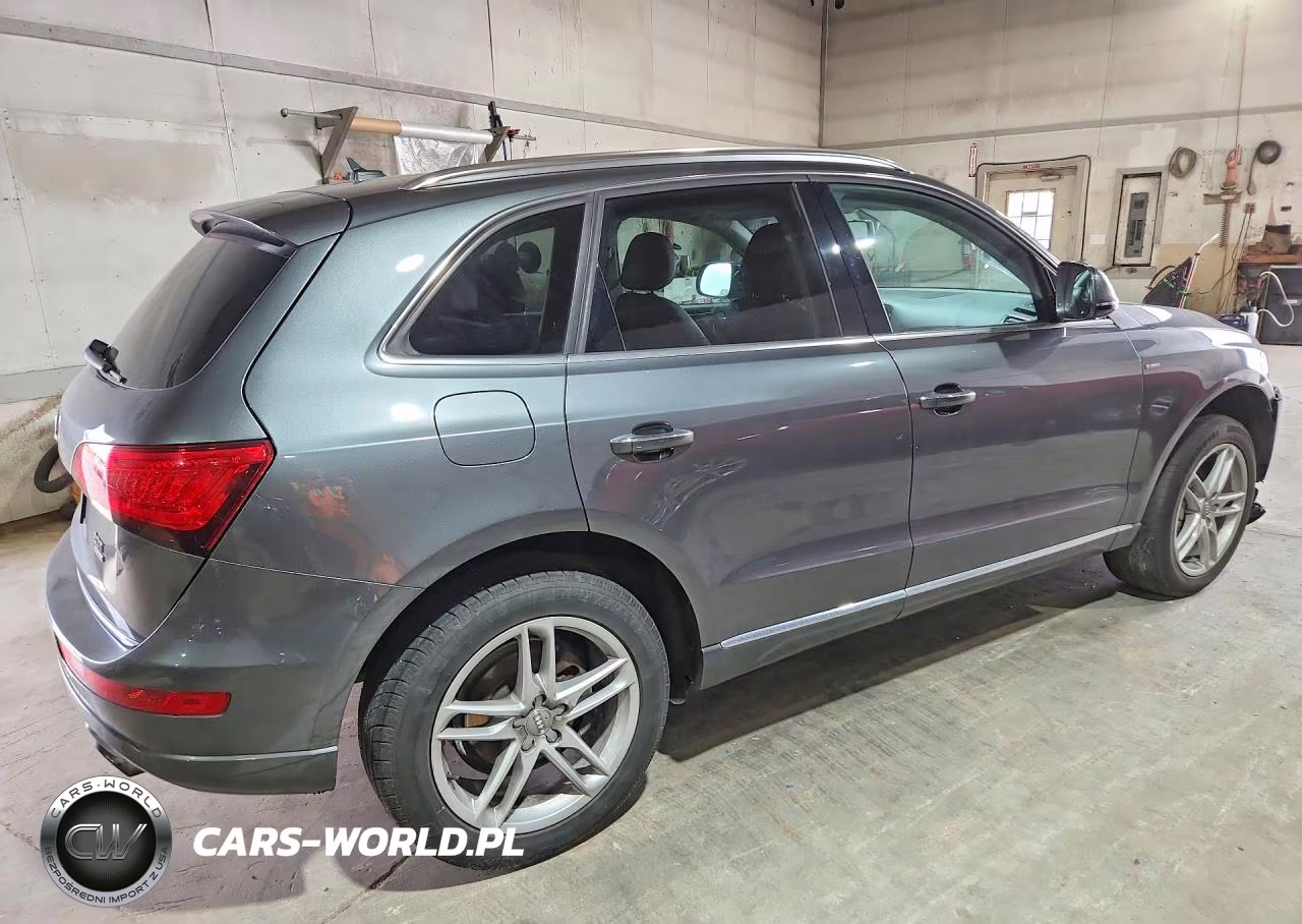2016 Audi Q5 Premium Plus VIN:WA1L2AFP6GA146824 - 3