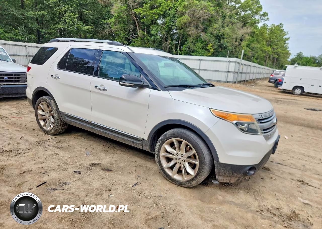 2014 Ford Explorer Xlt VIN:1FM5K8D81EGA48115 - 4