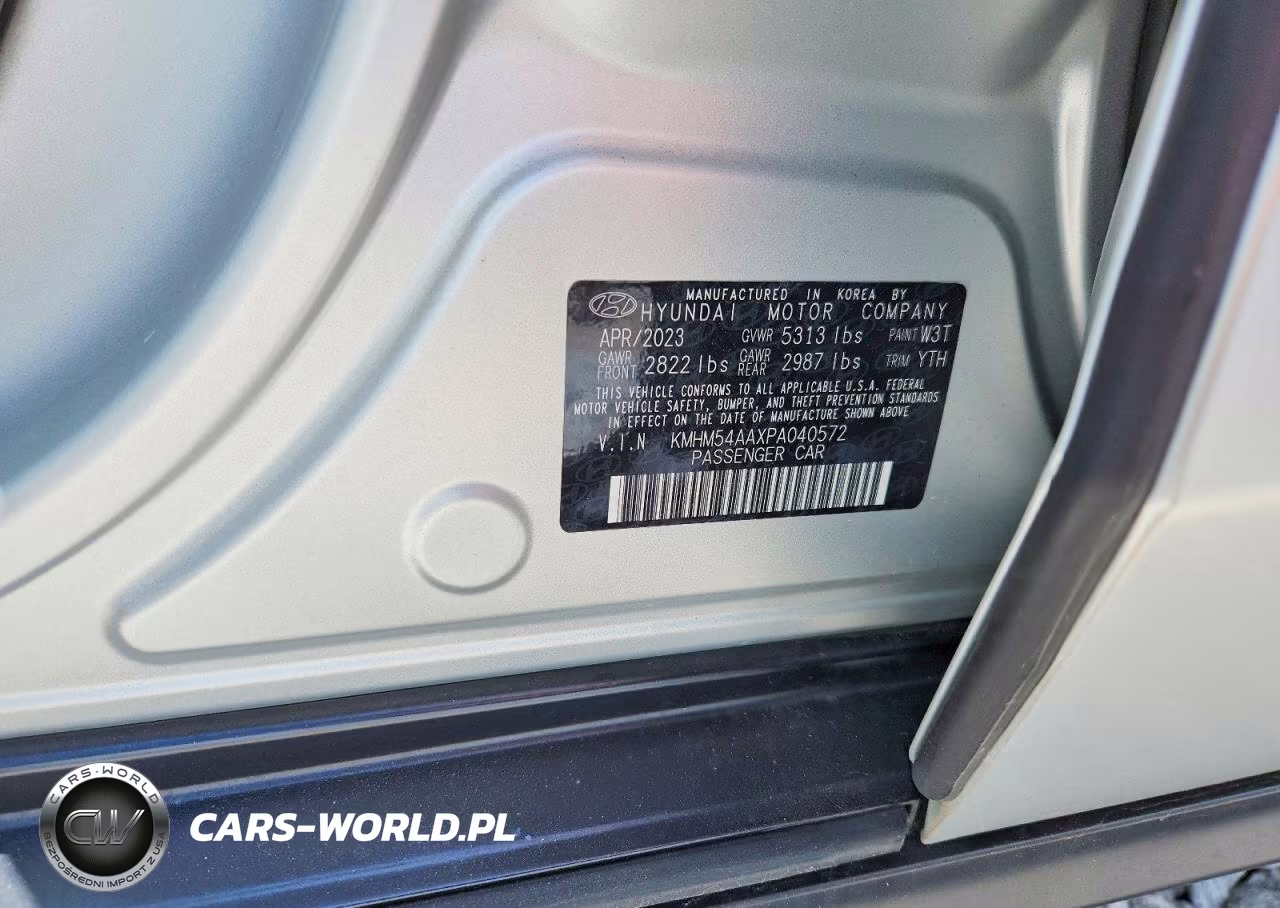 2023 Hyundai Ioniq 6 Limited VIN:KMHM54AAXPA040572 - 12