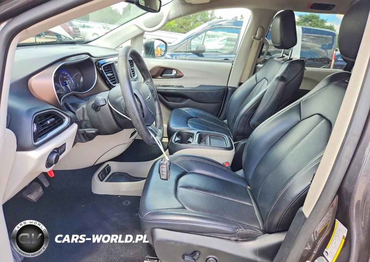 2020 Chrysler Voyager Lxi VIN:2C4RC1DG0LR286163 - 7